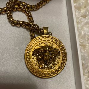 Versace Medusa chain